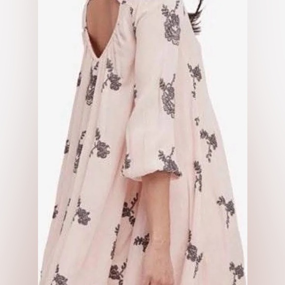Free People Embroidered Mini Dress S Pink Long Sleeve Elastic V Neck Key Hole, - Picture 5 of 6